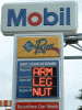 ai13.photobucket.com_albums_a274_CLUTCH_ONE_gaspricethraednut.gif